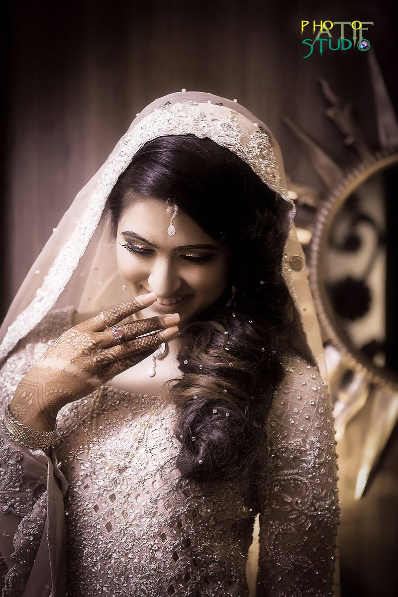 AtifPhotoStudio's tweet image. A good pose of a bride
Please like, comment and share this beautiful picture!
Please visit atifphotostudio.com
Please like web.facebook.com/atifphotostudi…
Please follow on instagram.com/atifphotostudi…
Please follow on 
Please subscribe youtube.com/channel/UC0LBw…
Thanks