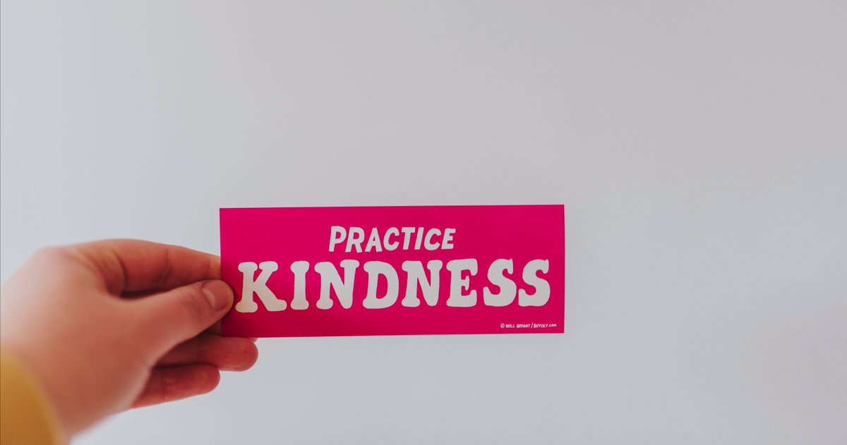 onlinepresentz's tweet photo. Sometimes, even the smallest act of kindness can go a long way! Let's all remember that today 😊 #WorldKindnessDay https://t.co/GraUxczbYW