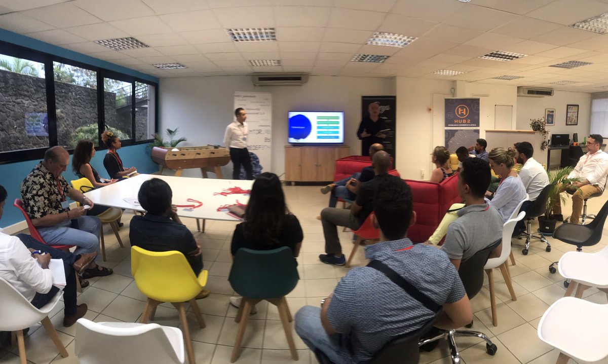 yberezaie's tweet photo. Nouvel épisode du #MentorLab by @MEDEFReunion : accompagner les nouveaux entrepreneurs de manière innovante et bienveillante en s’appuyant sur la plateforme #Slack pour poser des questions et partager ses expériences #Mentor #Medef974 https://t.co/SPKYGlTgWi