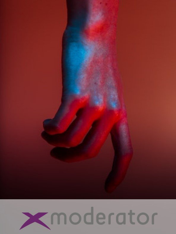 XModeratorAl's tweet image. As the AI is more visible and usable in our lives, a problem with the human right violation occurs. Should wory about it and should AI specialists study law?
Read about home assistant powered by AI, which can possibly violate human rights: ind.pn/2OaOXBj
#humanrights #ai