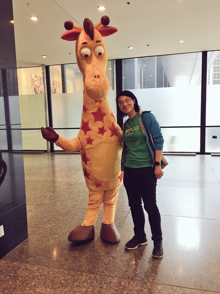 elthenerd's tweet photo. Trying to convince Geoffrey the Giraffee to join sprints at #PyConCA2018 https://t.co/jeF44rPO8g