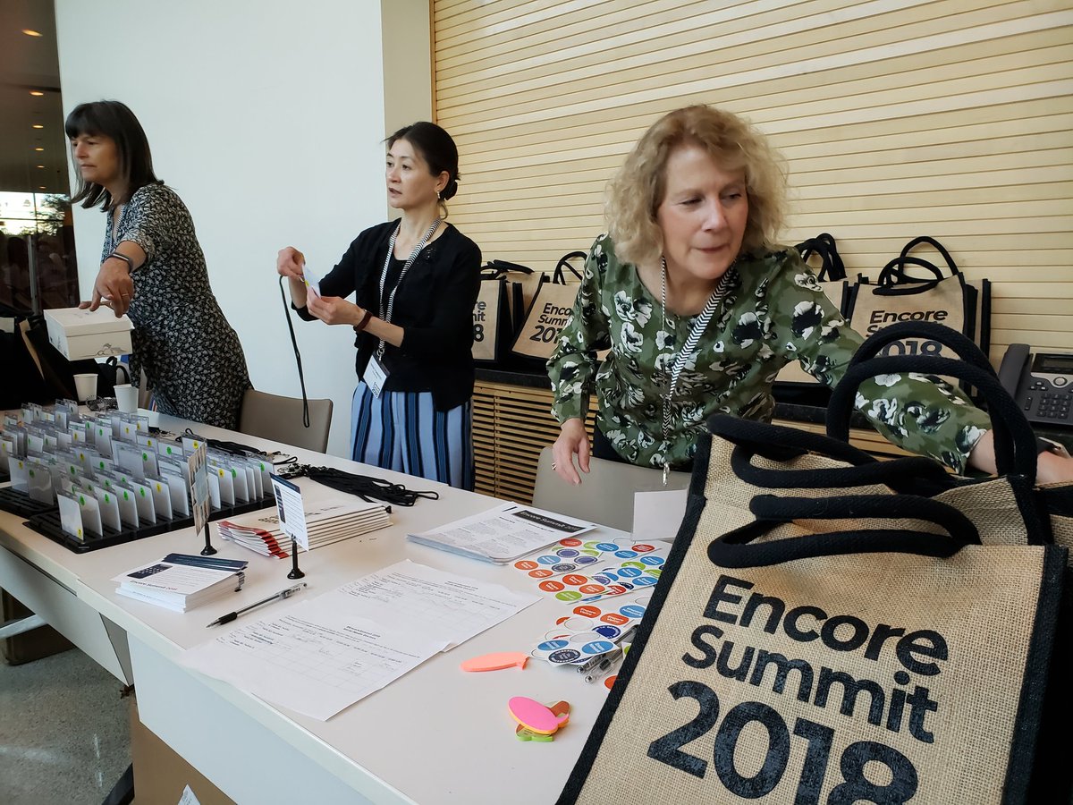 SpinItSocial's tweet photo. So jazzed to be working w/ @HeyMarci &amp; Aaron Larsen @FullBloomLegacy of @EncoreOrg at the #EncoreSummit. Follow the hashtag as we welcome you to be part of the summit experience by adding a caption to cartoonist @lizadonnelly's fab drawing of a group reading of #HowToLiveForever https://t.co/unGaMwrfj4