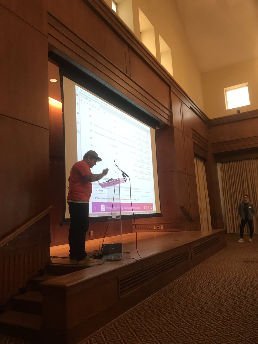 libcce's tweet image. .@DocFast Freestyling to ask the audience how many Untitled.ipynb flies do you have? #TriangleJupyter @TriangleJupyter