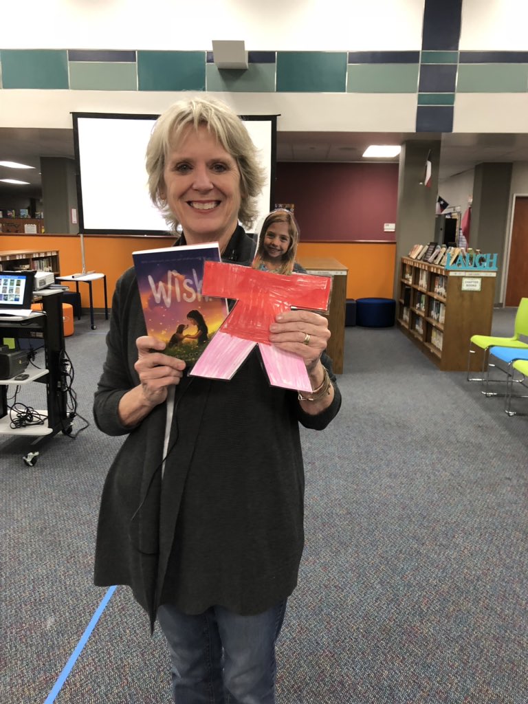 readwithrichter's tweet photo. Got to meet the fabulous author @barbaraoconnor today @danishCFISD. She was so sweet to sign my niece’s “Flat Lydia” book too! 📚🐾 https://t.co/KflqyASuxR