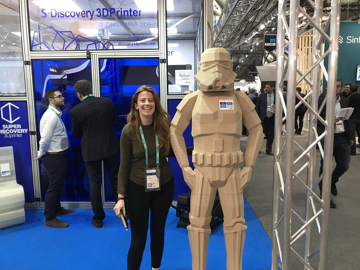 beauhannapianna's tweet image. Making friends @SABIC @CNCBarcenas #Formnext #Formnext2018