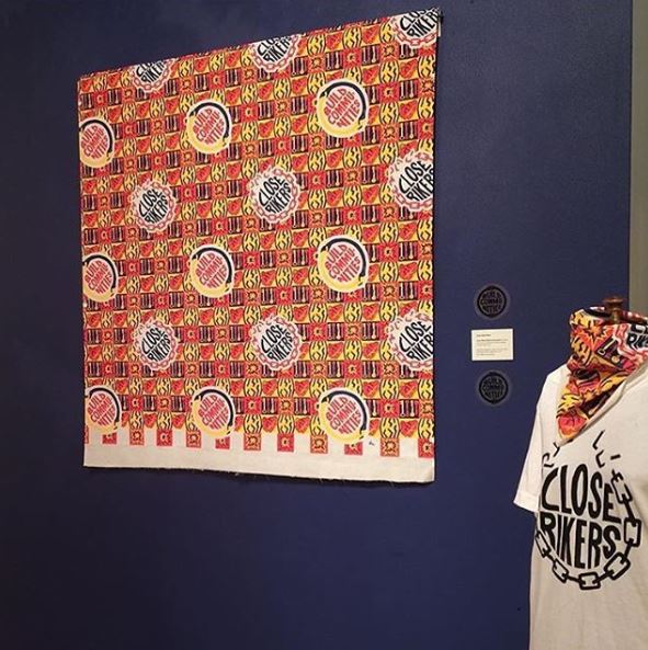 katalcenter's tweet photo. Our #CLOSErikers shirt, alongside the commemorative fabric, designed by Josh MacPhee of @Justseeds, are in the 2018 Screenprint Biennial at the @OpalkaGallery in Albany!

Josh was also featured in the @DesignObserver for his work with us -- read it here: https://t.co/FzGddF8ZiH https://t.co/QdCFb9Rrly