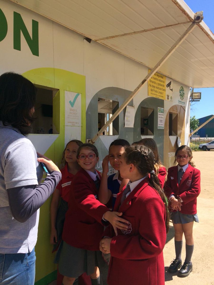 plconcon's tweet photo. Recibiendo al colegio St margarets de Concón @alertaconcon @SeremiMMAValpo @MMAChile @planetaconcon @lavozdeconcon https://t.co/DuYrKmp5nj