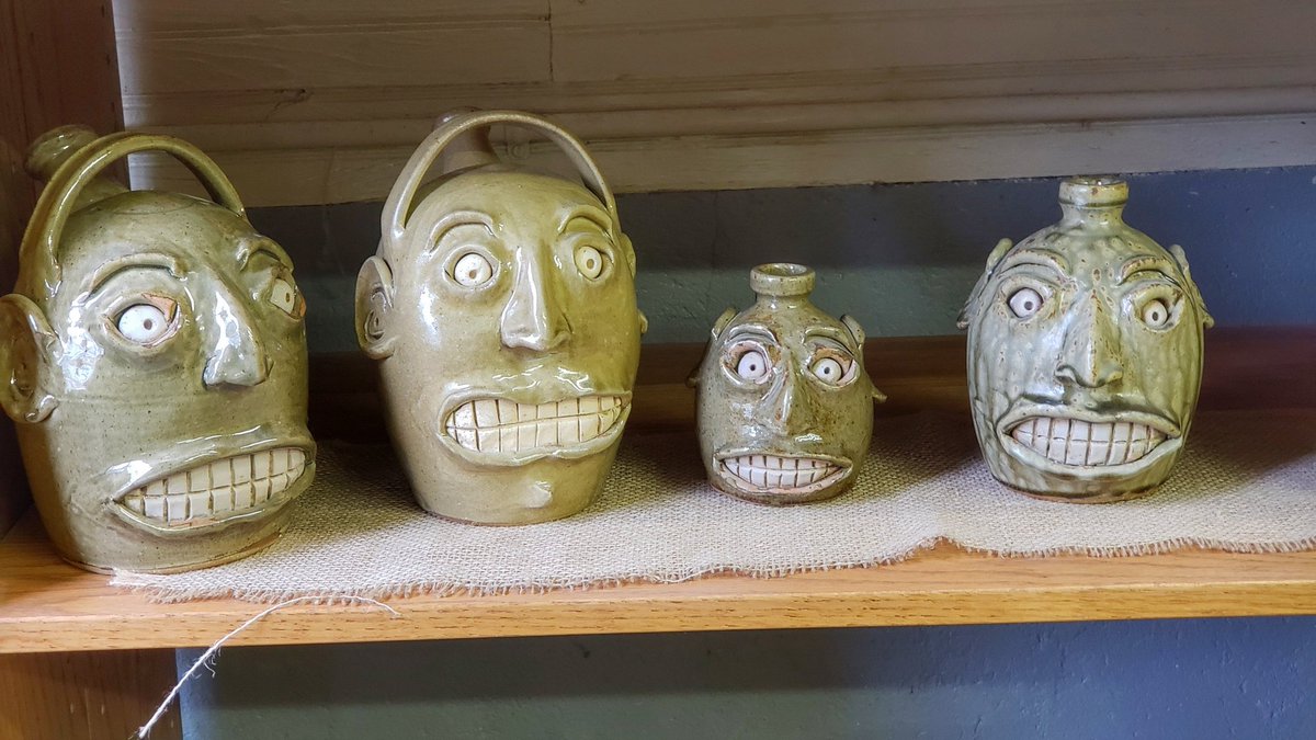 RickGriffin's tweet photo. Did yo know that southern pottery was first produced in Edgefield, SC? Loved hearing the history and seeing how pottery is made! @OldEdgefieldPottery

#ExploreOld96 #SCFreshwaterCoast #DiscoverSC #UpstateSC #VisitSC #OnlyinSouthCarolina
@Old96Tourism
@Discover_SC https://t.co/zx62MEVegA