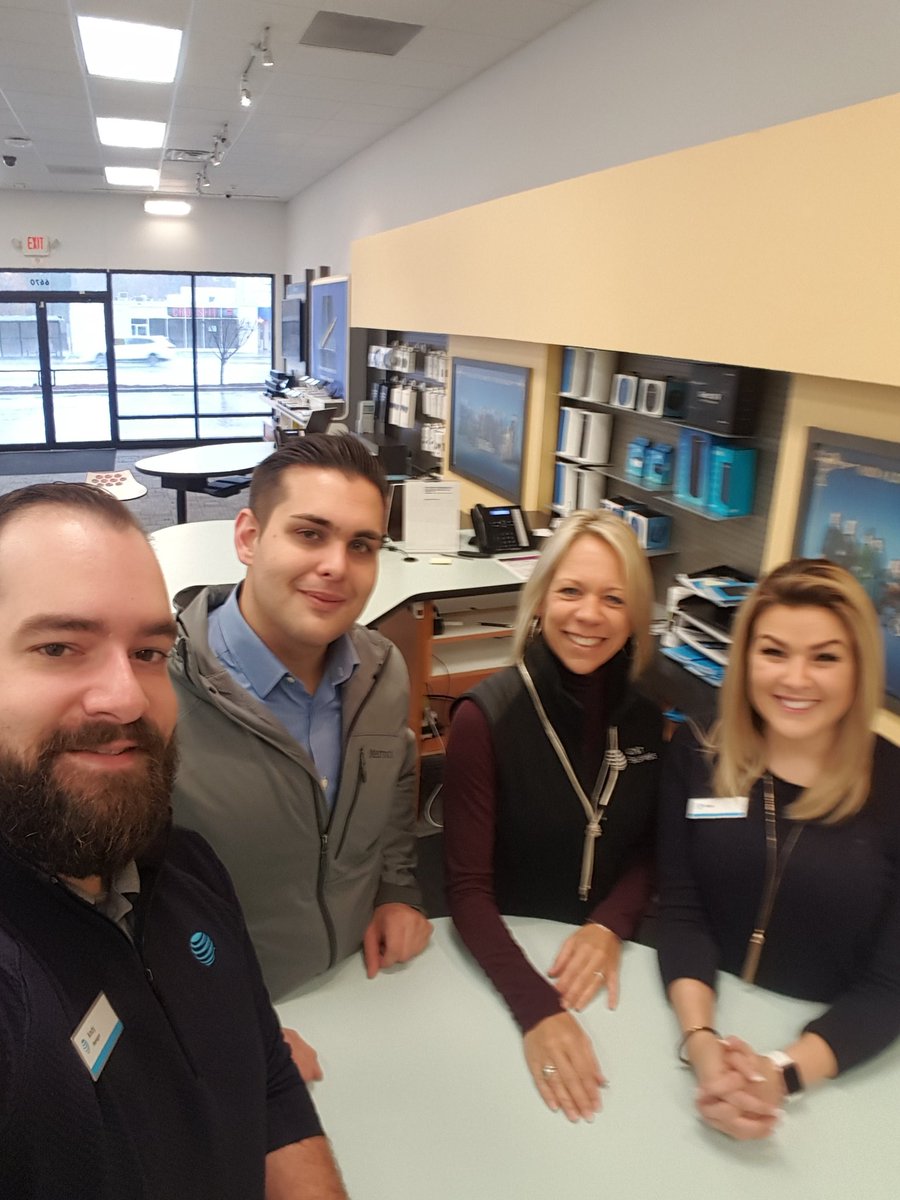 Rainy days are for Business Experts.    Kim Chomka in NK knows how to get it done! I hear she has a Business Expert Sister in EG!!! could there be a little competition?
<a href="/JessyMBenitez/">Jessy Benitez</a> <a href="/pnixnix/">Peter Nixon</a> <a href="/stephenvergine/">Steve V</a> #OurNE