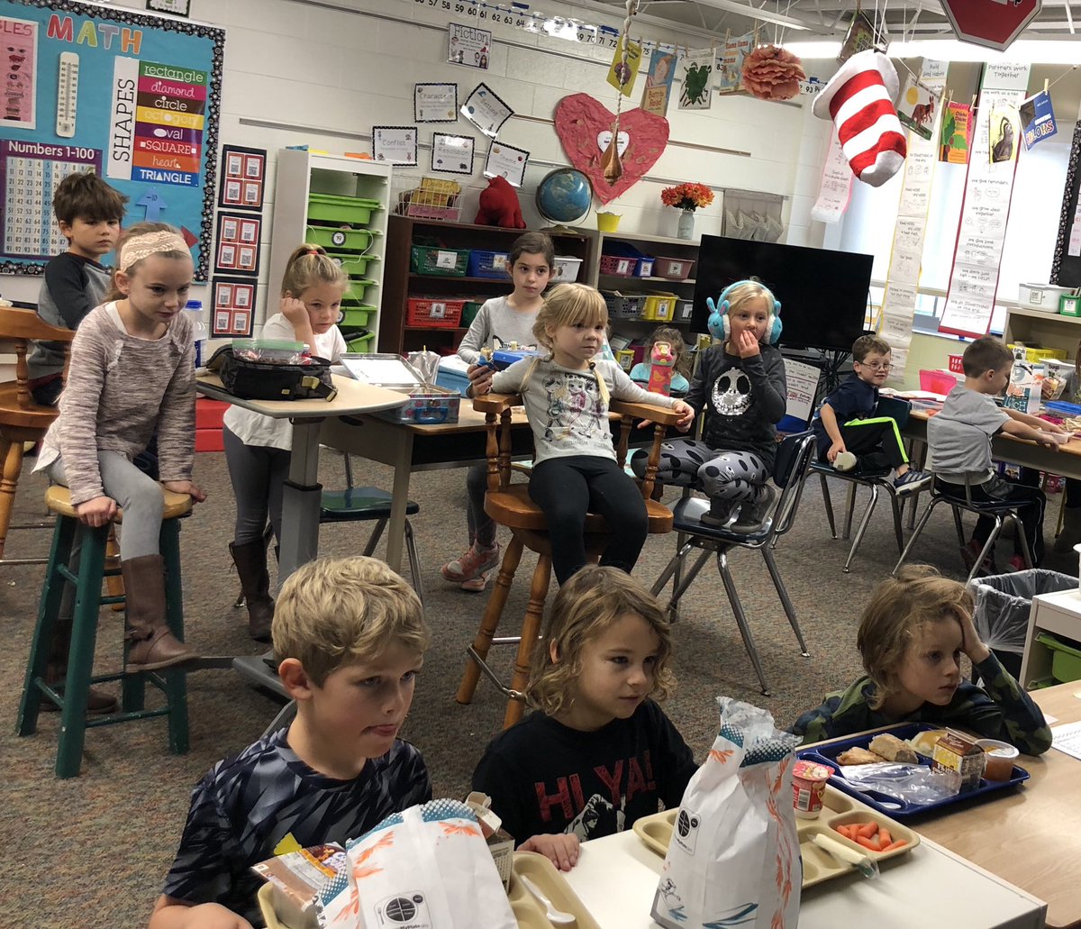 mrsichesco's tweet photo. Reward lunch in the classroom with a Wild Kratts show! Celebrating bucket fillers #ncecsd https://t.co/UVVvw1VCxU