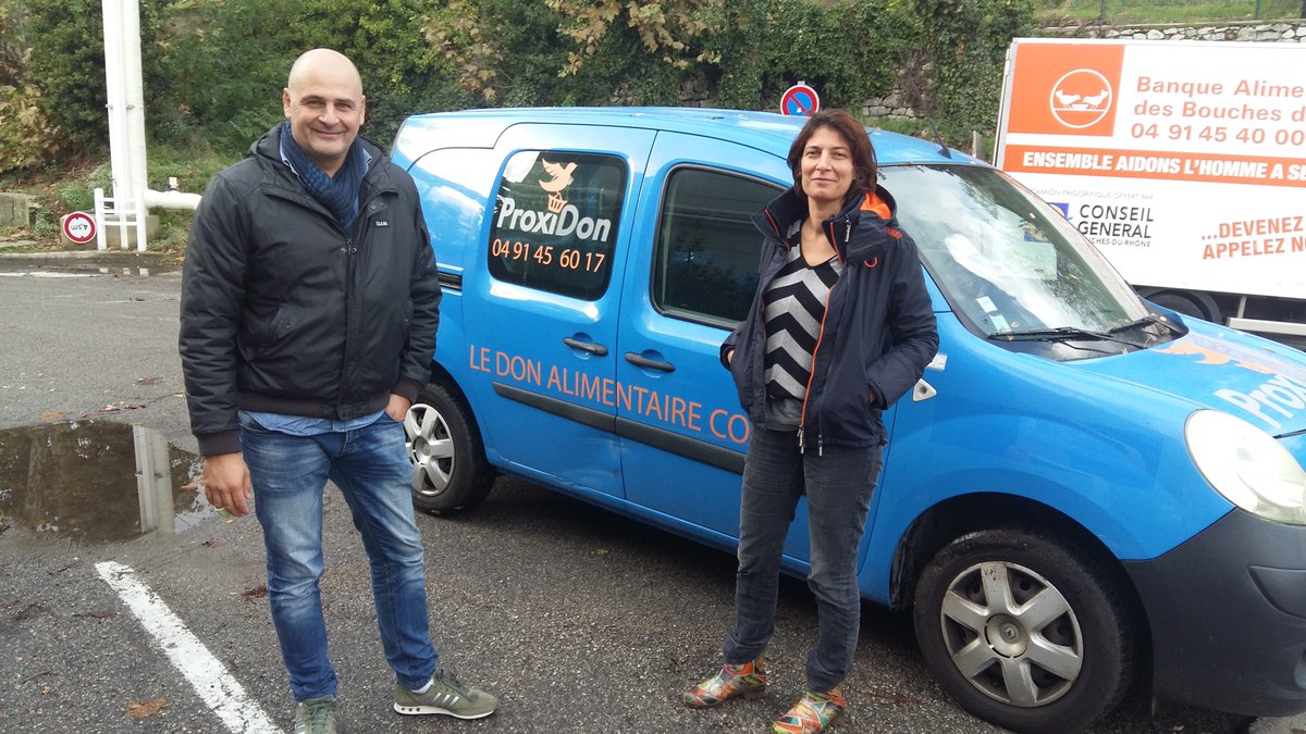 departement13's tweet photo. 🔵#Solidarité | Nous soutenons #ProxiDon la plateforme de la banque alimentaire qui permet de donner au lieu de jeter en mettant en relation les petits commerçants ayant des produits invendus avec les associations de solidarité les plus proches. ℹ️👉https://t.co/fUcX2l7ep7 https://t.co/2RjC1e10EC