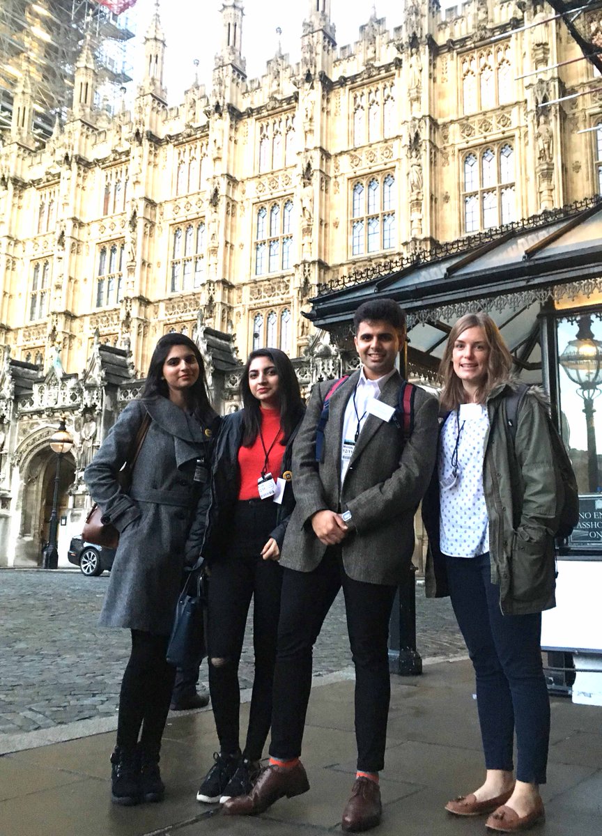 mapyoungpeople's tweet photo. MAP supported young #asylumseekers to campaign for a change in the law affecting their right to work yesterday taking them to @Westminster at the #SanctuaryinParliament event, part of @YouthAccess @MORR_RIGHTS #AFairerSystem #LifttheBan @RefugeeAction https://t.co/ODy0akNG8D https://t.co/7TkGr6iQ0t