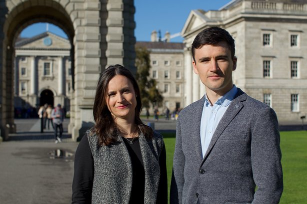 tcddublin's tweet photo. Meet siblings and hosts @ruairirobertson and @Deirdre_AR  who will co-host #GrowingUpLive from our campus this evening. The program runs from 7pm to 8pm on @RTEOne. Learn more here: https://t.co/8EABowvarT #ScienceWeek2018 #RTEScienceWeek #TrinityResearch https://t.co/yJeT23UDUm
