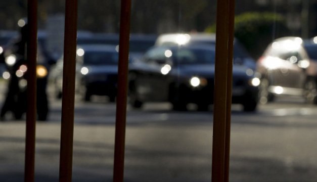 España quiere prohibir la venta de vehículos de gasolina y diésel en 2040 > goo.gl/7g7CvE