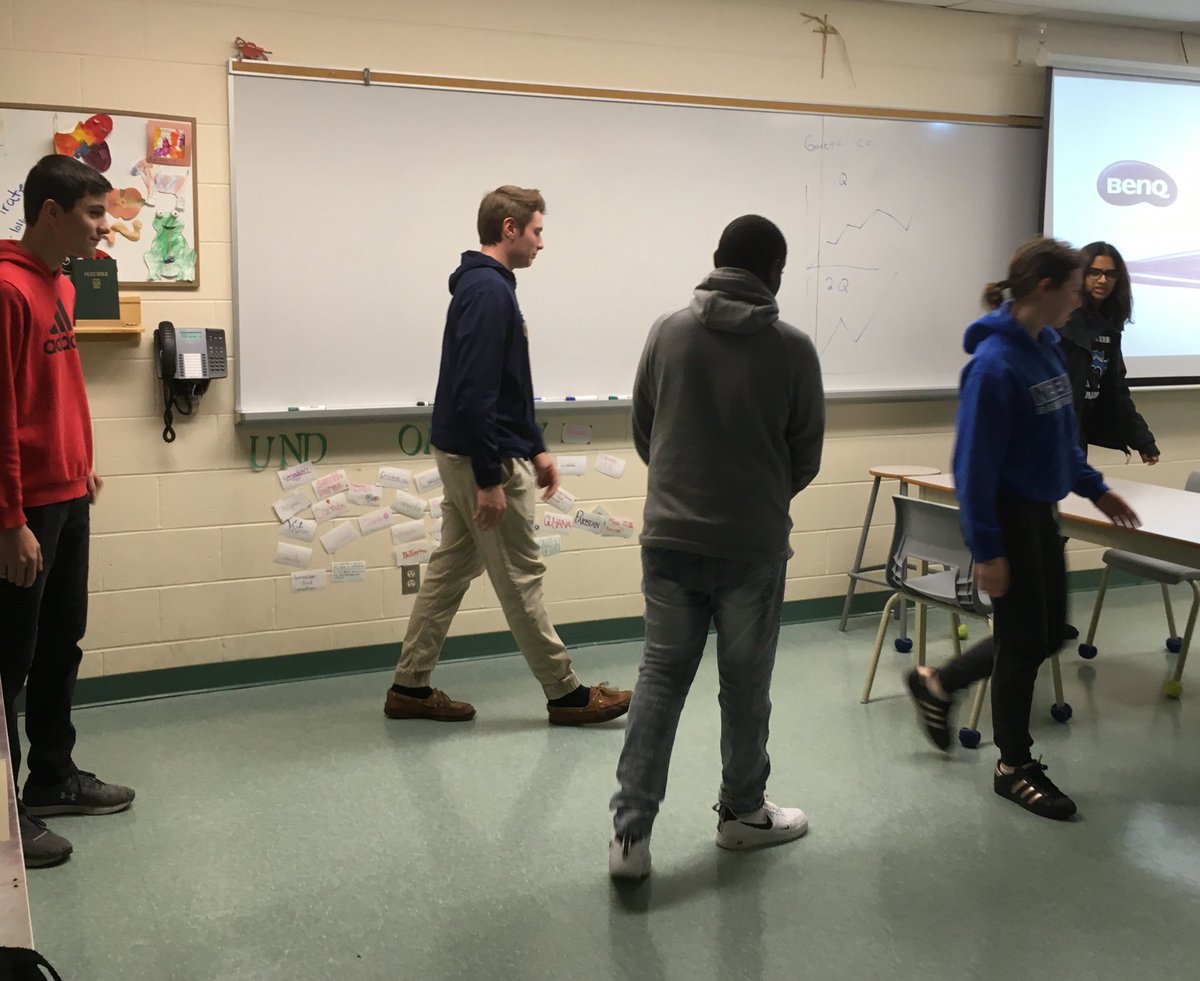 TristanNuyens's tweet image. The Gr 12 International Business class was doing a bit of acting 🎥🎬 today - showing what can go wrong in a business meeting when cultures are so different!! 👘🏢💶🎎 #TimePerception #SpatialPerception #Etiquette #ThinkSMT #ocsbDL #hilarious @MotherTeresaHS