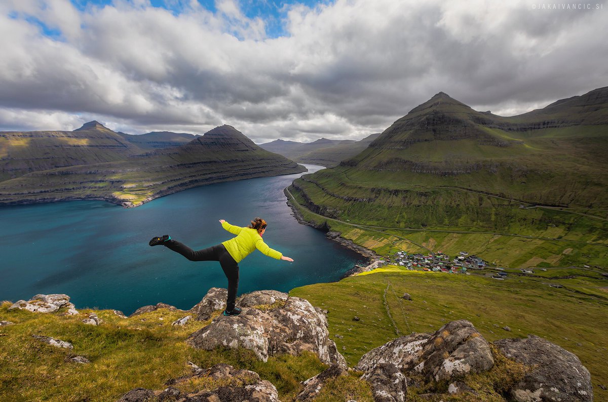 jaka_ivancic's tweet photo. Breathtaking view above Funningur village. #funningur #eysturoy #faroeislands #føroyar #visitfaroeislands https://t.co/xm78NypjUk