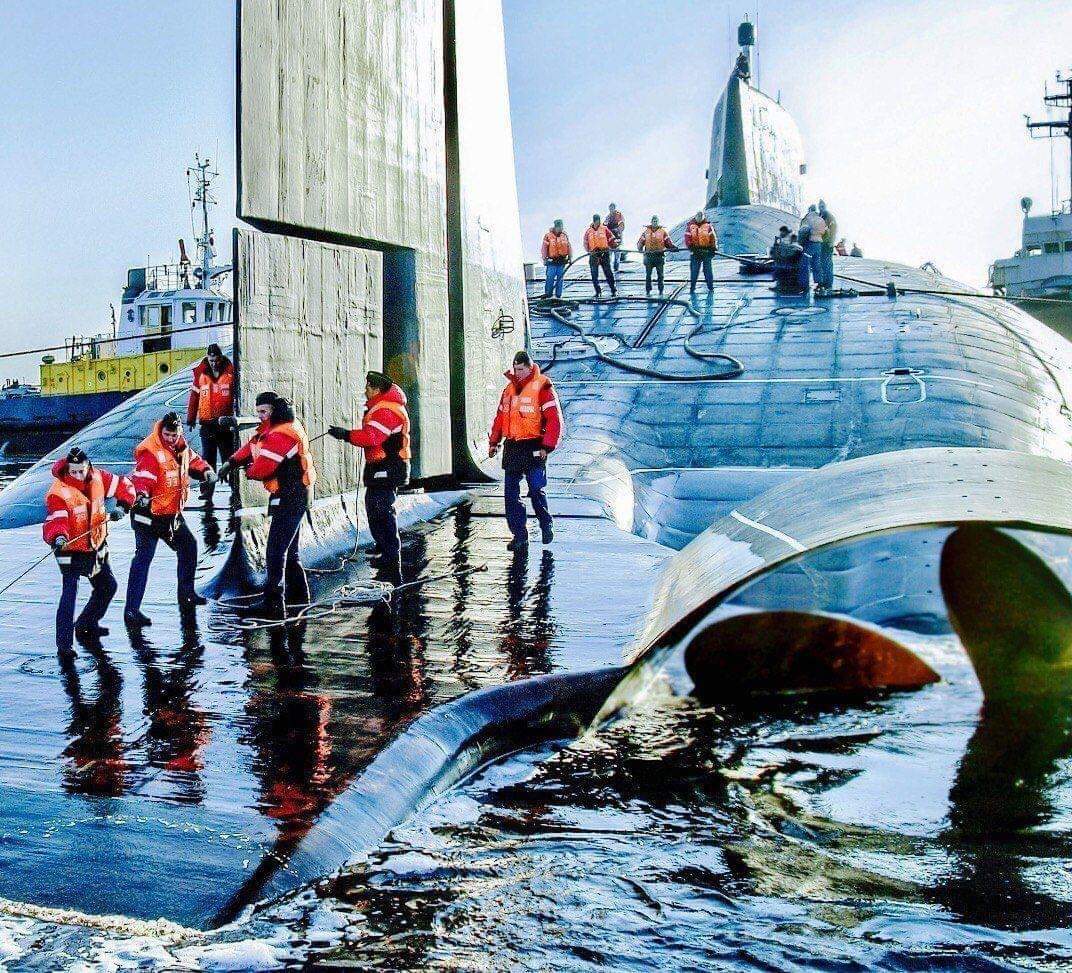 Dr5t5enX0AAyhRH.jpg:large