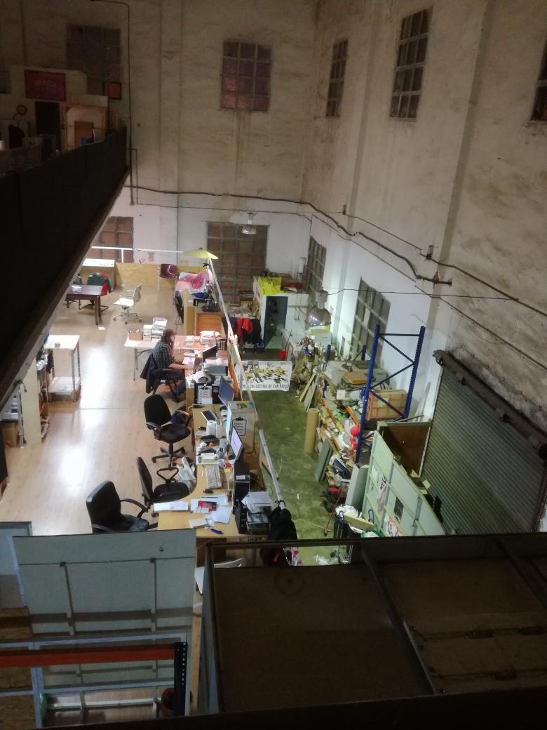 Can Battló is large citizen-governed former textile factory in La Bordeta. Despite their anarchist inspiration, they avoid using political symbols to be open to every citizen: 'It is not about what we think, but about what we do and how we do it.'