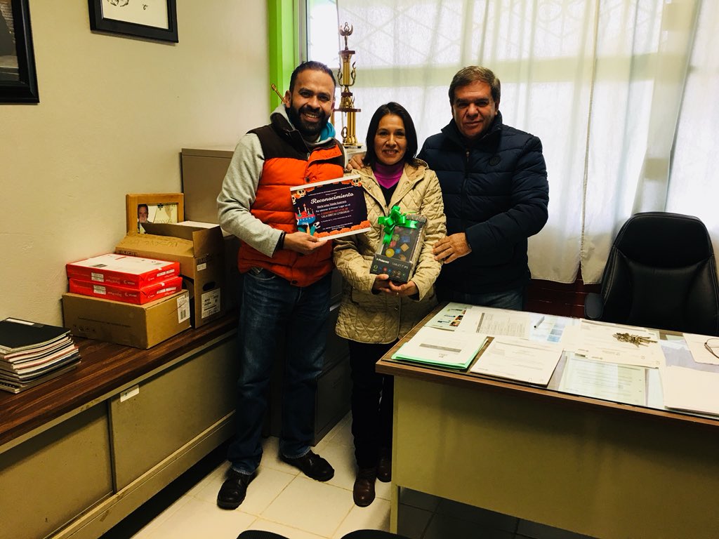 Cobaep_P17's tweet photo. El plantel 17 felicita a nuestra compañera María Luisa Tejeda Guerrero por haber participado en el II concurso estatal de calaveritas literarias obteniendo el primer lugar. https://t.co/O5gPUy4tJg