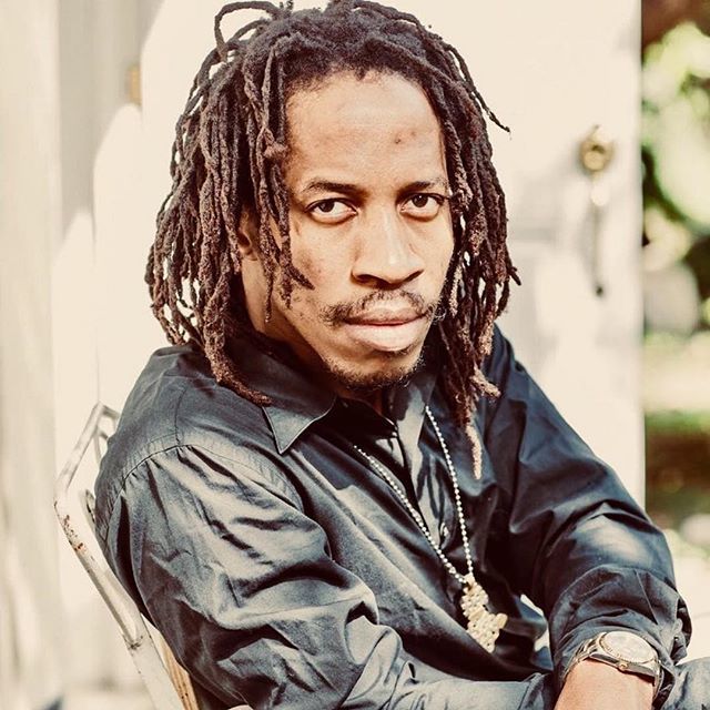 TeamReggaeMusic's tweet photo. #reggae #reggaemusic β€οΈππ#Repost @exiledibrave
γ»γ»γ»
Moment of Truth... Should be every moment... Be Yourself! #givethanks #beyourself #jahexile #rastafari https://t.co/ijDcIH2an6 https://t.co/IWy8pglhka