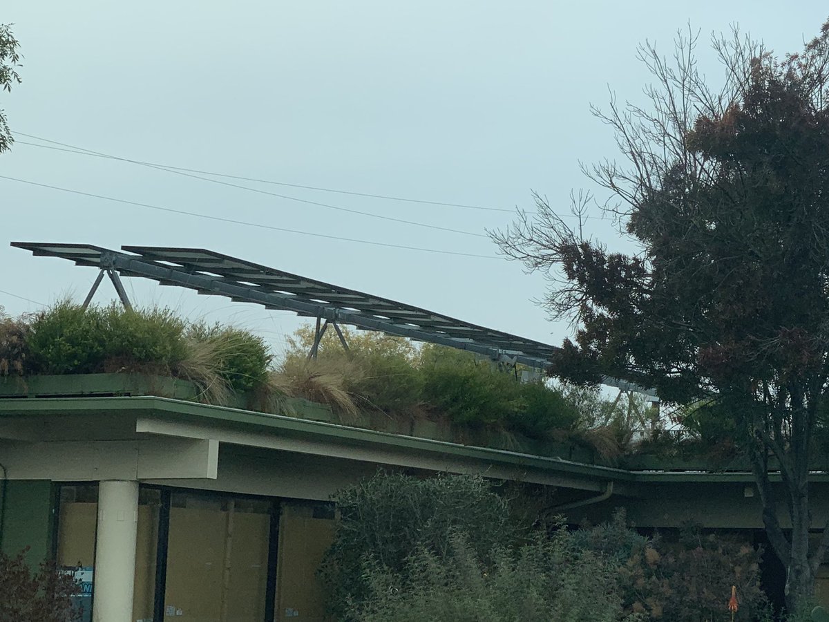 sean_jazayeri's tweet image. Can’t believe this installation is up to code. Would love to see SEOR’s load calculations. How are the modules grounded?  #BuildingCodeMatters #NEC