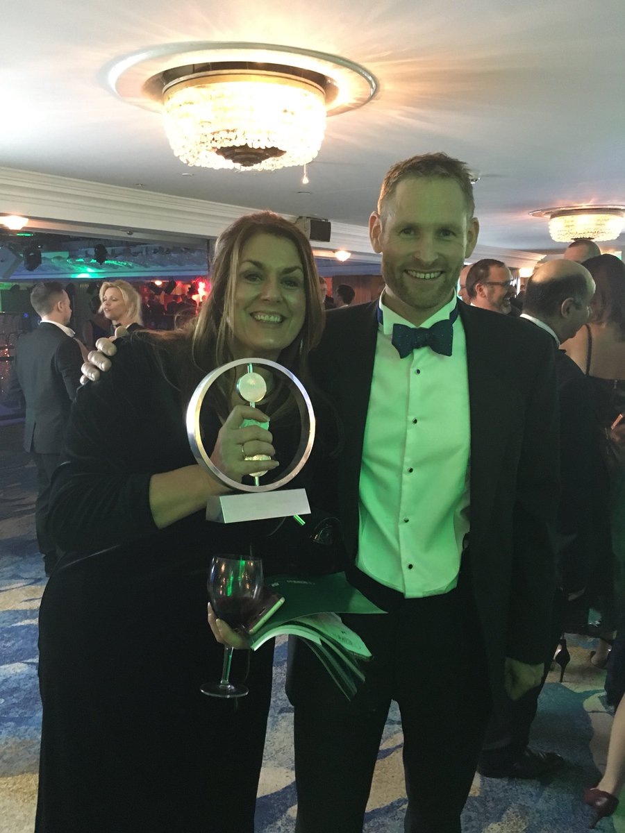 Congratulations <a href="/ClevelandPolice/">Cleveland Police</a> on winning the ‘Data Excellence’ award.  Well deserved 👏👏👏