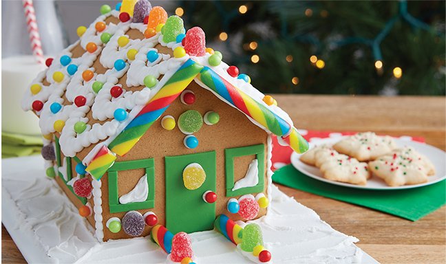 WiltonCakes's tweet photo. Who's building a gingerbread house this holiday? Get your gingerbread kit and supplies here: https://t.co/aGSmLOMz2q #wiltoncakes #gingerbreadhousedecorating https://t.co/KuXjjR1B9A