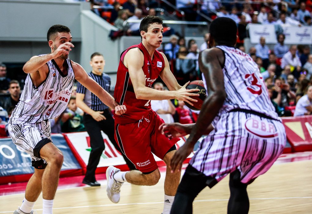 Hoy estuvimos con la <a href="/abpinfo/">ABP</a> y <a href="/alfreyes14/">Alfonso Reyes</a>
Muchos temas y buen momento para analizar unos datos: los minutos de los españoles y de los jóvenes se reducen en este inicio de la Liga Endesa: pero aparecen unas pocas perlas
➡️encestando.es/los-minutos-de…