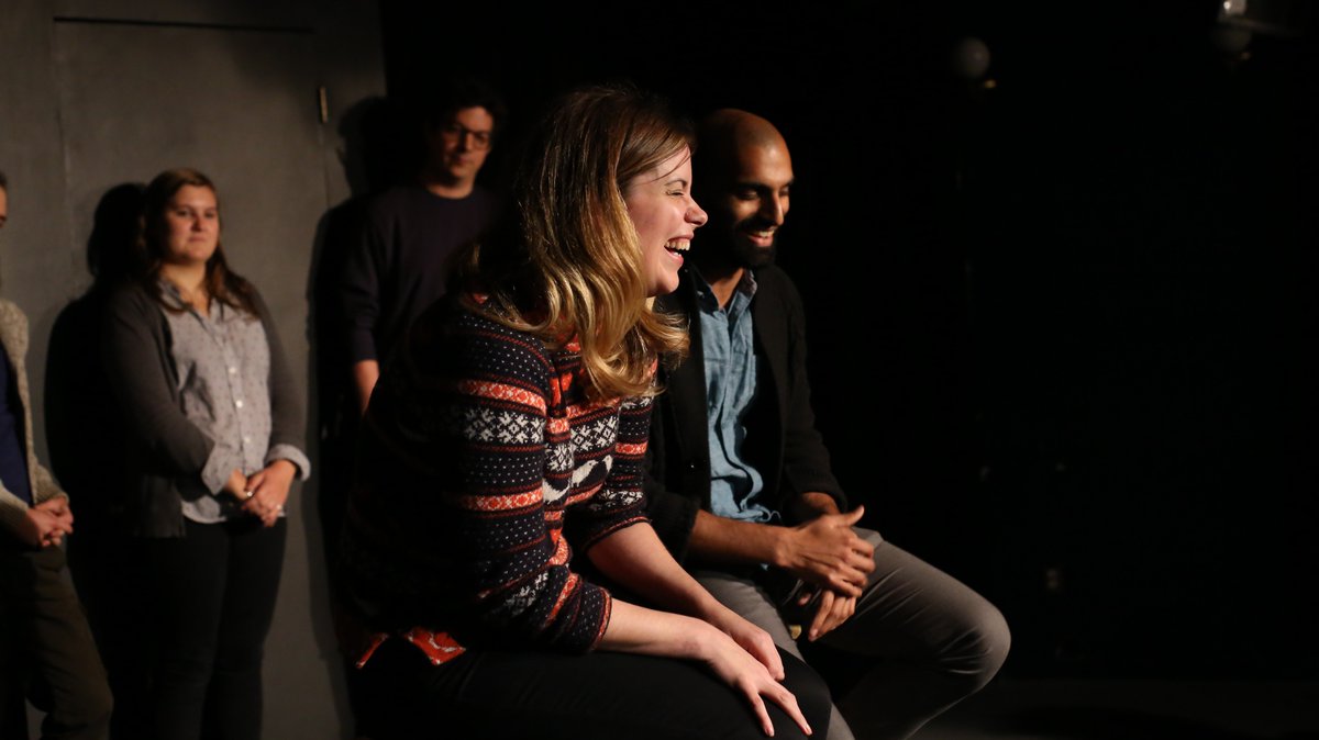 montrealimprov's tweet image. 📚🤓 @learnrealgood is back this Thursday with 2 wonderful speakers: 
@kpagnucc (Pictured) and Brendan Adams! 🤓📚

Check out our website for Tickets and more details on this and other shows: montrealimprov.com/shows.html 

#learnrealgood #edutainment #mtl #mtljtm #liveevents