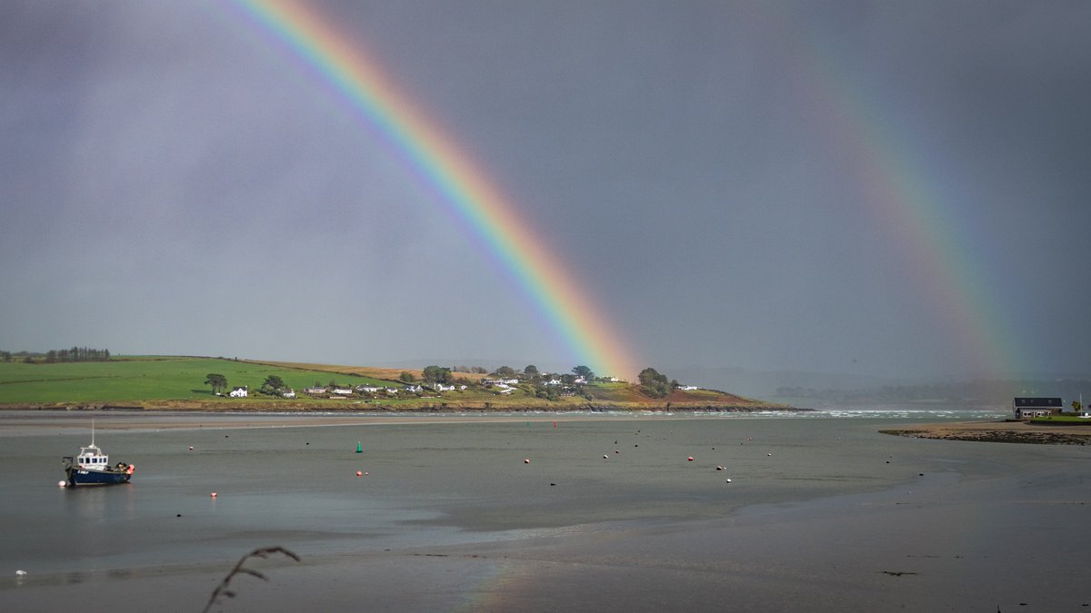 thesevenheads's tweet photo. #WildAtlanticWay #PureCork #SevenHeadsPeninsula  #WildAtlanticWay #thesevenheads #WestCork #WAWHour #Courtmacsherry https://t.co/E00huHEB6T