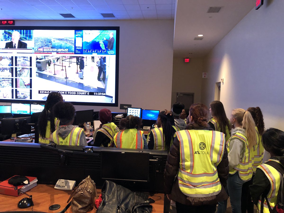 Grady High School’s Women in Transportation future female engineers at the ATL Airport.#femaleengineers #stemfields @CarstarphenMJ @BetsyBockman1 @APSGradyKnights