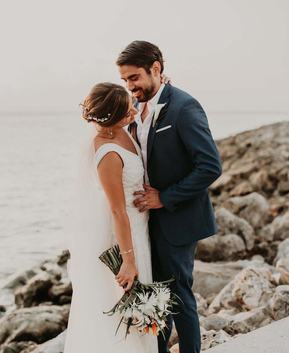 Start your love story against the tranquil waters of the Gulf of Mexico. (IG/ashtynbrooke)
