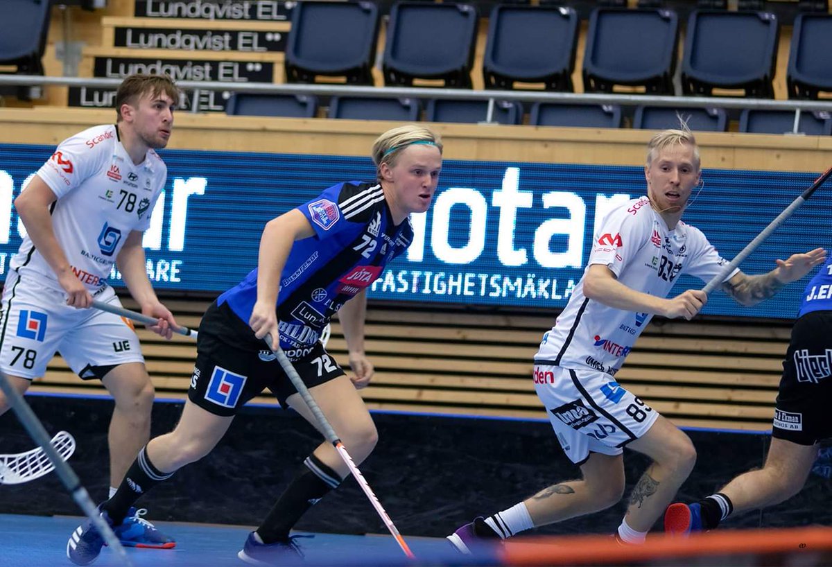 Sirius och <a href="/rasboik_ib_herr/">Rasbo IK Innebandy</a> har kommit överens om dubbellicens för Johan Kruse. Det innebär att Johan är tillgänglig för spel i både SSL med blåsvart och div.1 med Rasbo.
#ibsilly #uppsalaärblåsvart