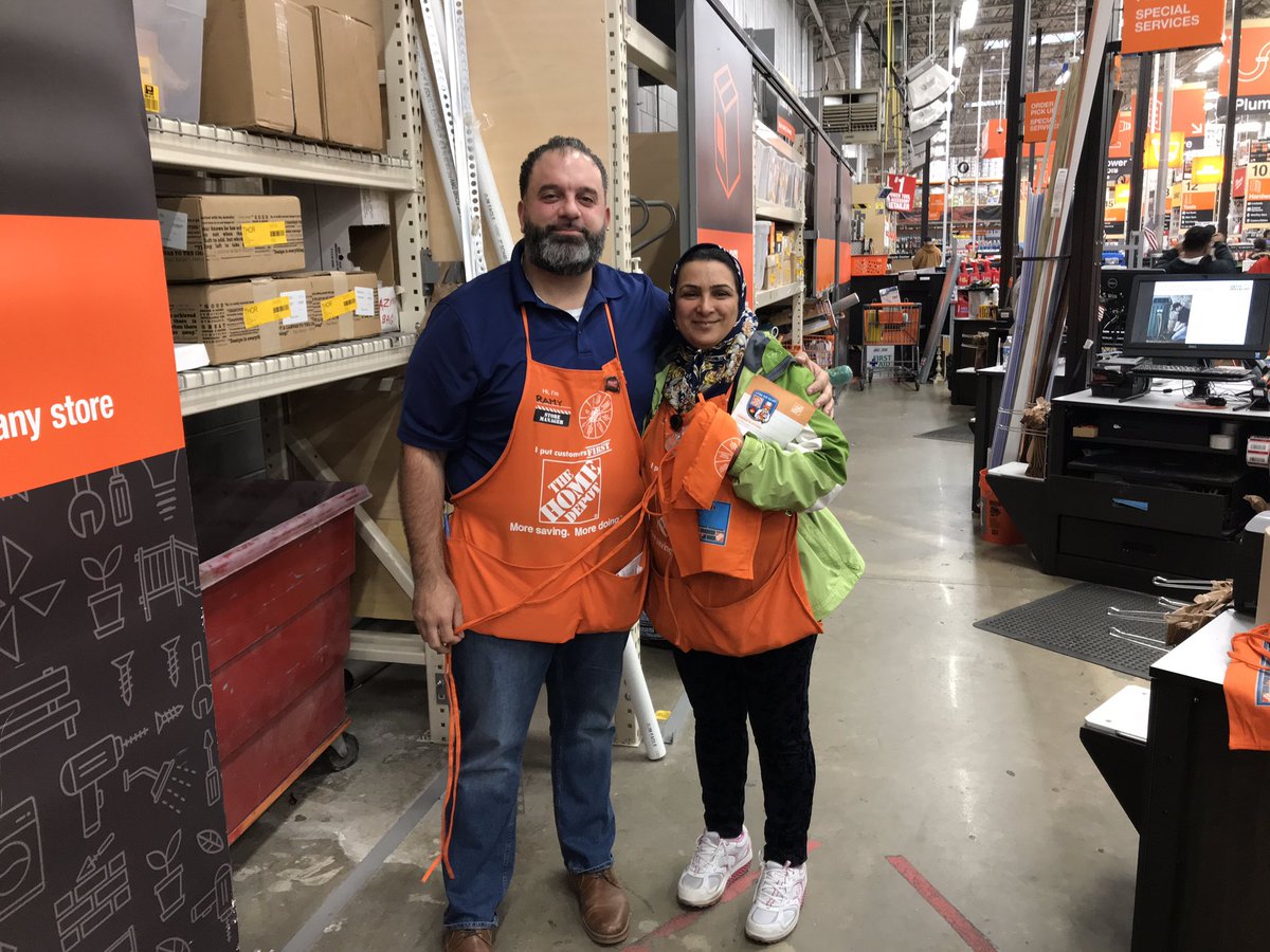 notinusehh's tweet photo. Congratulations Patrick and Fariha!!! October’s Sales Associate and Operations Associate of the Month!!! https://t.co/O4EaheMTdW