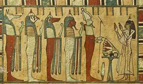 4 apostles
1 king
Getting instructions or blissings from Queen Mama.

Let this marinate