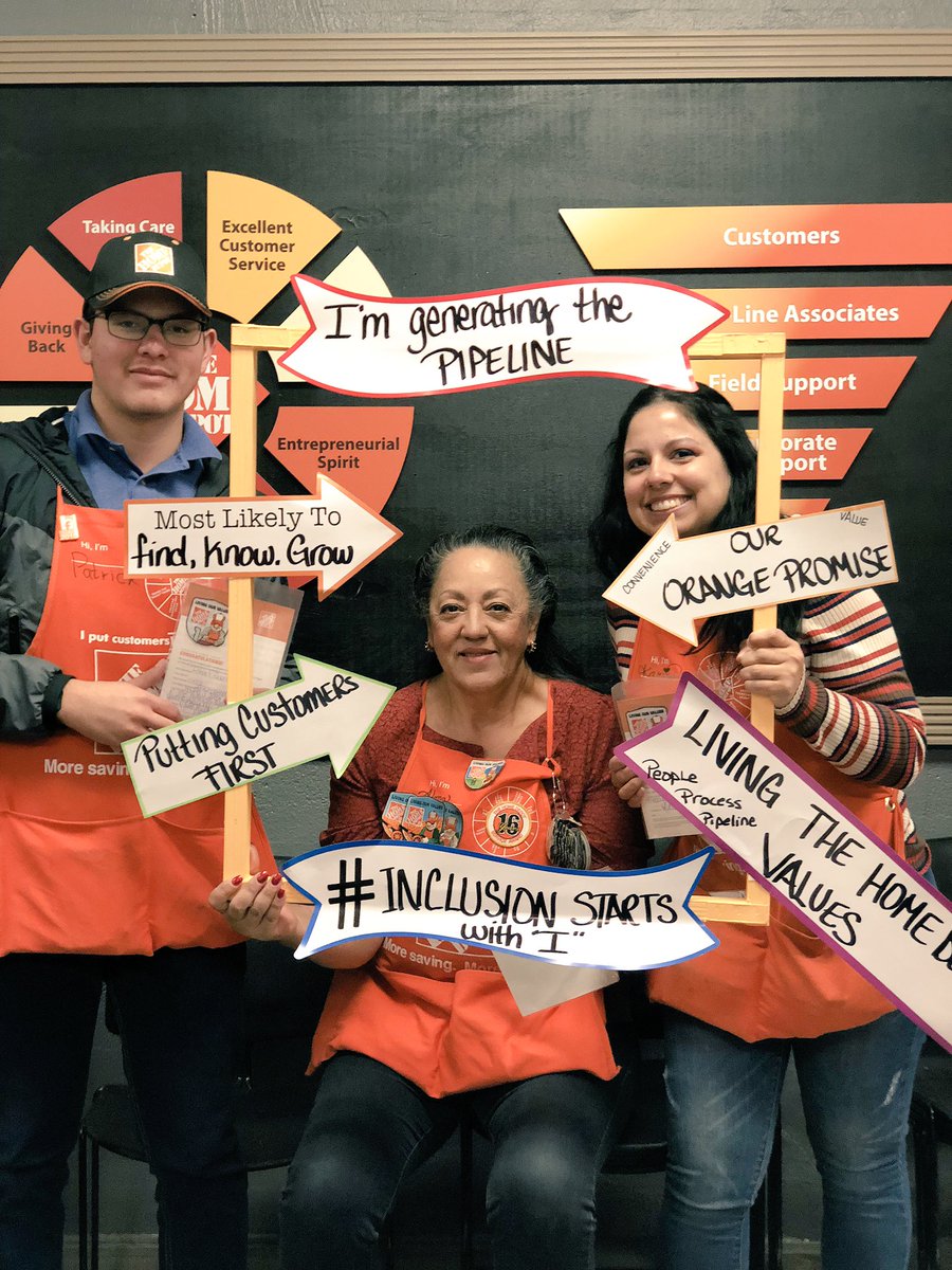 MichaelleMoreno's tweet photo. Awesome job to Patrick, Alma, and Karina in living our values. Thank you for your commitment and hard work! 🛠🧡😊. @HomeDepot0522 @raquelrr34 @r_zubia https://t.co/bvKKLZ6nrx