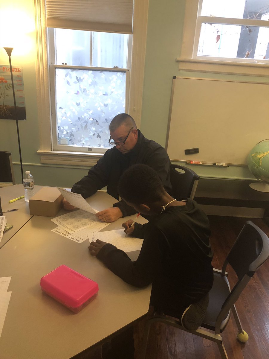 roanokepolice's tweet photo. Thank you to Big Brothers Big Sisters for being a part of #RPDHomeworkHelpers! We’re always happy to help students with their homework — and maybe learn a few new things too! https://t.co/g4jMV0YmR5