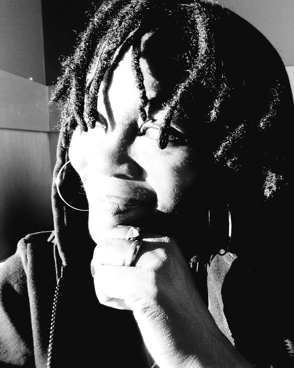 iamvaljones's tweet image. Uh Oh! She's plotting and planning again. Sometimes misdirection is the best way to keep people out your biz. #nunya