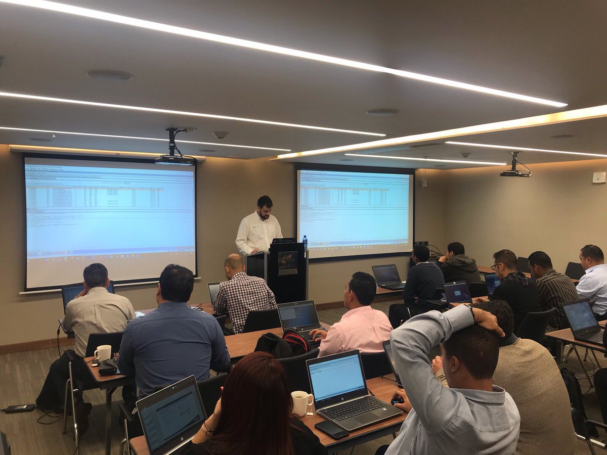 OEA_Cyber's tweet image. Entrenamiento sobre #clickjacking en la segunda jornada del #Taller con Centros de Respuesta a Incidentes Cibernéticos y Fuerzas y Cuerpos de Seguridad #CSIRTs #FCSE xa incrementar capacidades técnicas y fortalecer el intercambio de información, en Panama🇵🇦