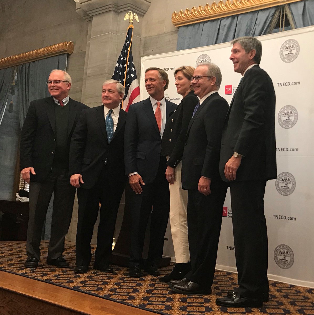 TVA is proud to welcome Amazon's new Operations Center of Excellence and 5,000 quality jobs to Nashville! hubs.ly/H0fwBkV0 Nashville Area Chamber of Commerce Tennessee Department of Economic and Community Development