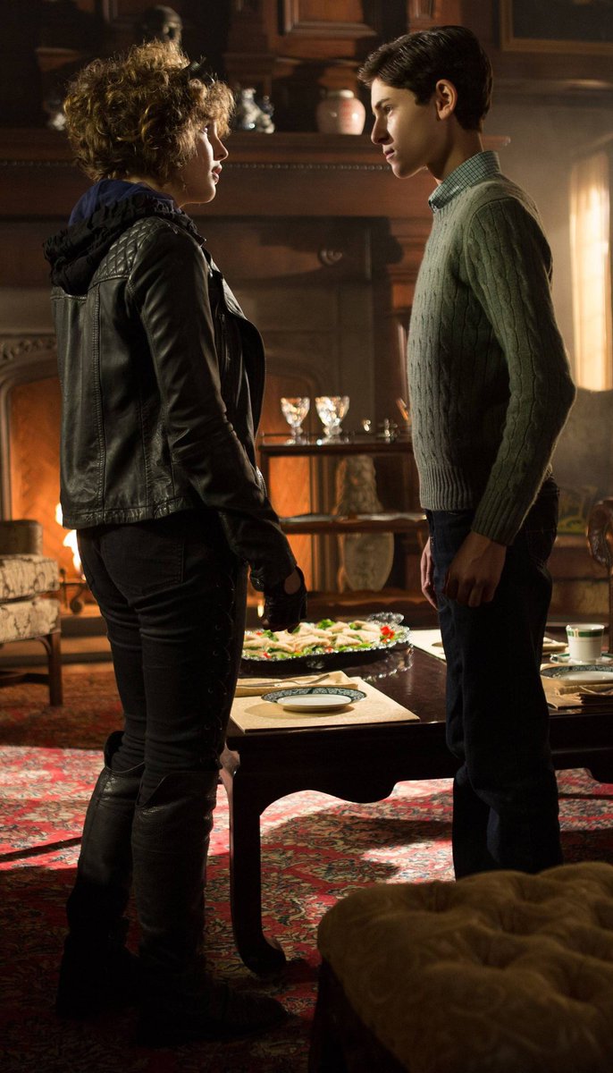 I'm Bruce Wayne. My mother and father were murdered. One day I'll help protect the people of Gotham from crime. I have a soft spot for a certain catwoman.

-Gotham Bruce RPer-Age Flexible to 18-Multiship-Lewd Allowed (Only in DMs)-

-RT/Follow?? 🙂

-Kind Writer