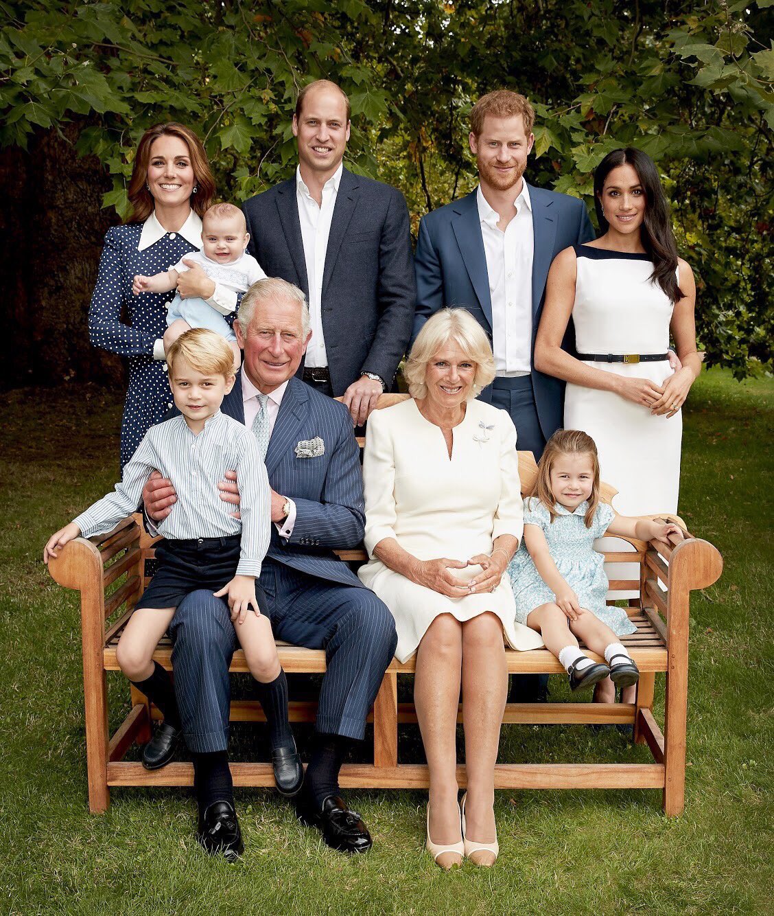 Two fantastic photos from to celebrate Prince Charles birthday - what a happy family! 