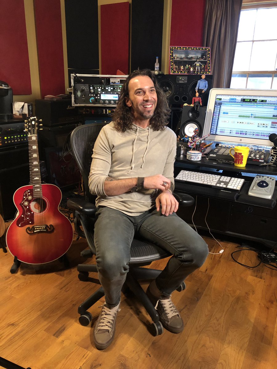 rachellipsky's tweet photo. Filming some special surprises for you all π₯°ππ€π»ππΈ #RachelLipsky #JeffCoplan #CountryMusic #BehindTheScenes #NewMusic #NewArtist πΈ: @iamdennycarr π: @morganjaebeauty #SamTheJamStudios https://t.co/UfIkseXjwI