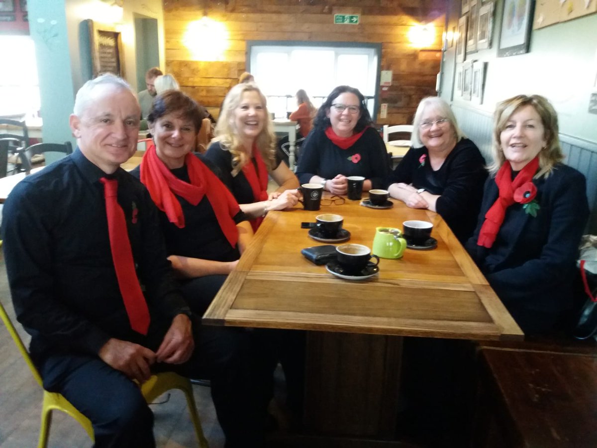 ChoirKey's tweet image. Key Voices in rehearsal.

If you want to join this friendly #communityChoir, come a long on Monday nights,  7.30pm to 9.30pm
At St Dunstans Church, #Keynsham.
No audition, all welcome.