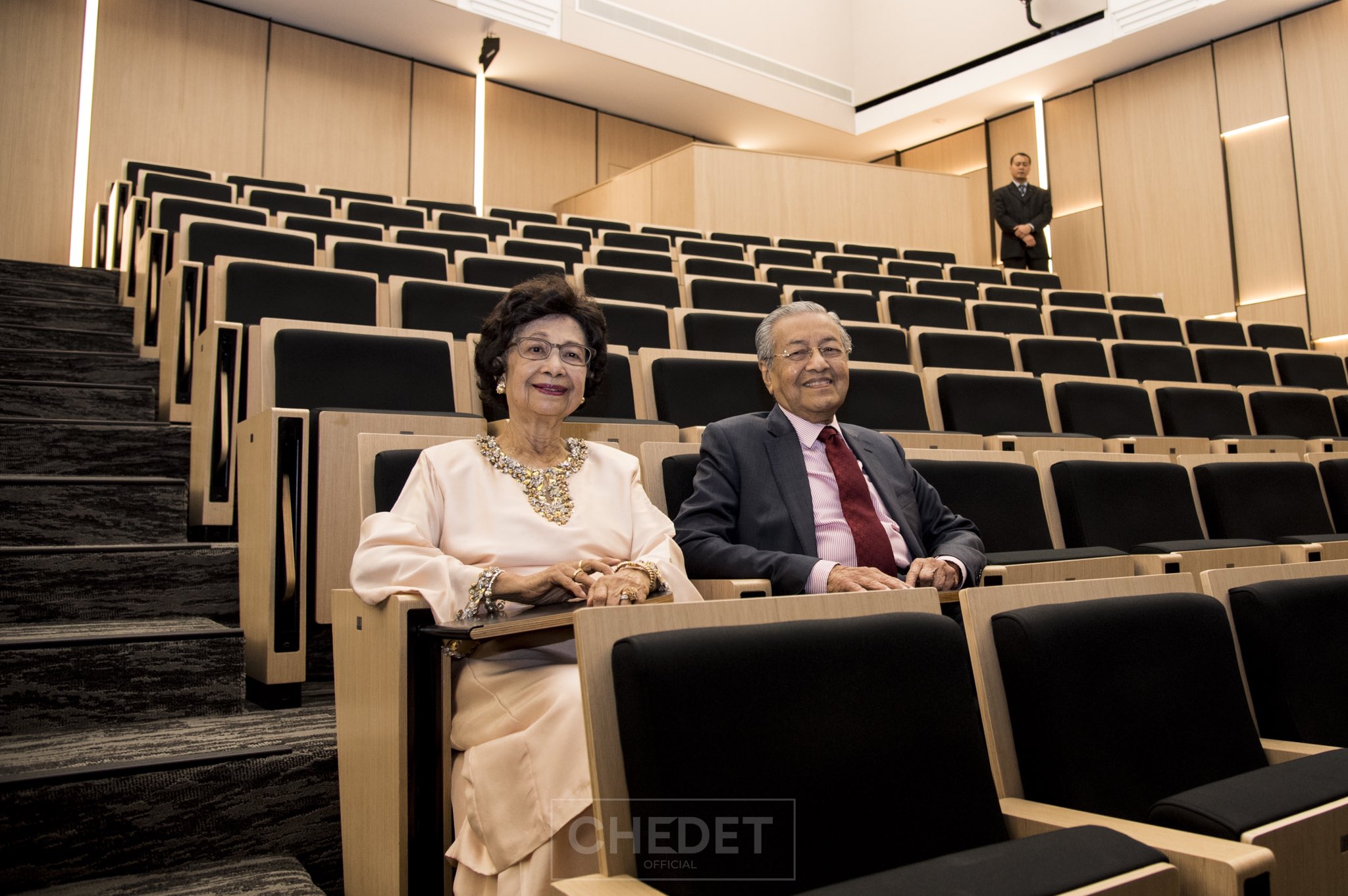 Dr Mahathir Mohamad On Twitter I Am Glad To Be Here Again At King Edward College Vii This Is The Place Where Me And My Fellow Classmate Hasmah First Met There Are So Many Memories Here That Will Be Cherished For The Rest Of Our Lives Https T Co
