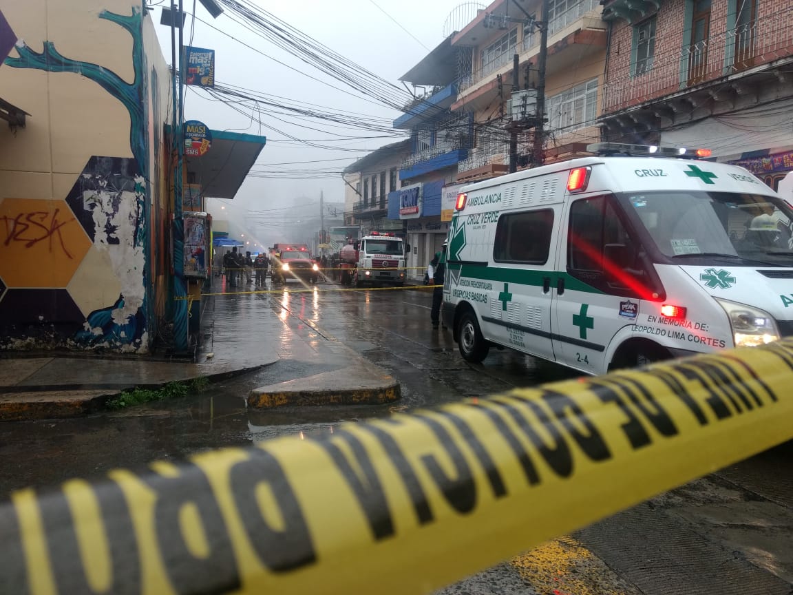 #LoÚltimo #Xalapa - Dos pasillos con pérdida total en el Jáuregui. bit.ly/2zSfs9z