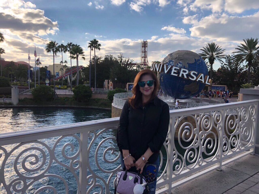 choncarino's tweet image. Your kind of day! Hello world... Universe rather! #PrettyClouds #Florida