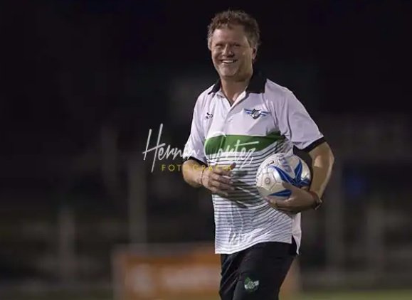 Un ídolo del club, el DT más ganador de nuestra historia y el padre de la criatura. 

¡Feliz día del director técnico, José!

#SomosPasión 💚