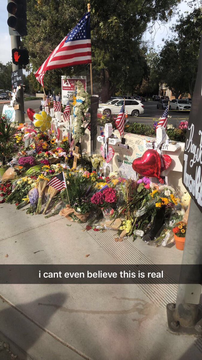 alyssuhnicolee's tweet image. one of the first times i’ve been out in public since the shooting. it still doesn’t seem real. one of the hardest things i’ve done, going back to the scene where i almost died. speechless. #BorderLineShooting #BorderlineStrong  🙏🏻♥️