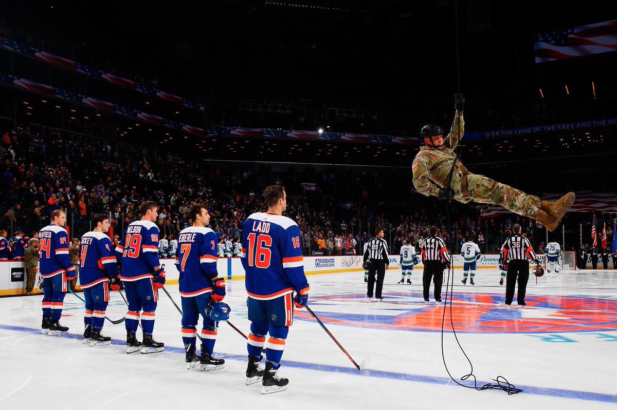islanders military jersey